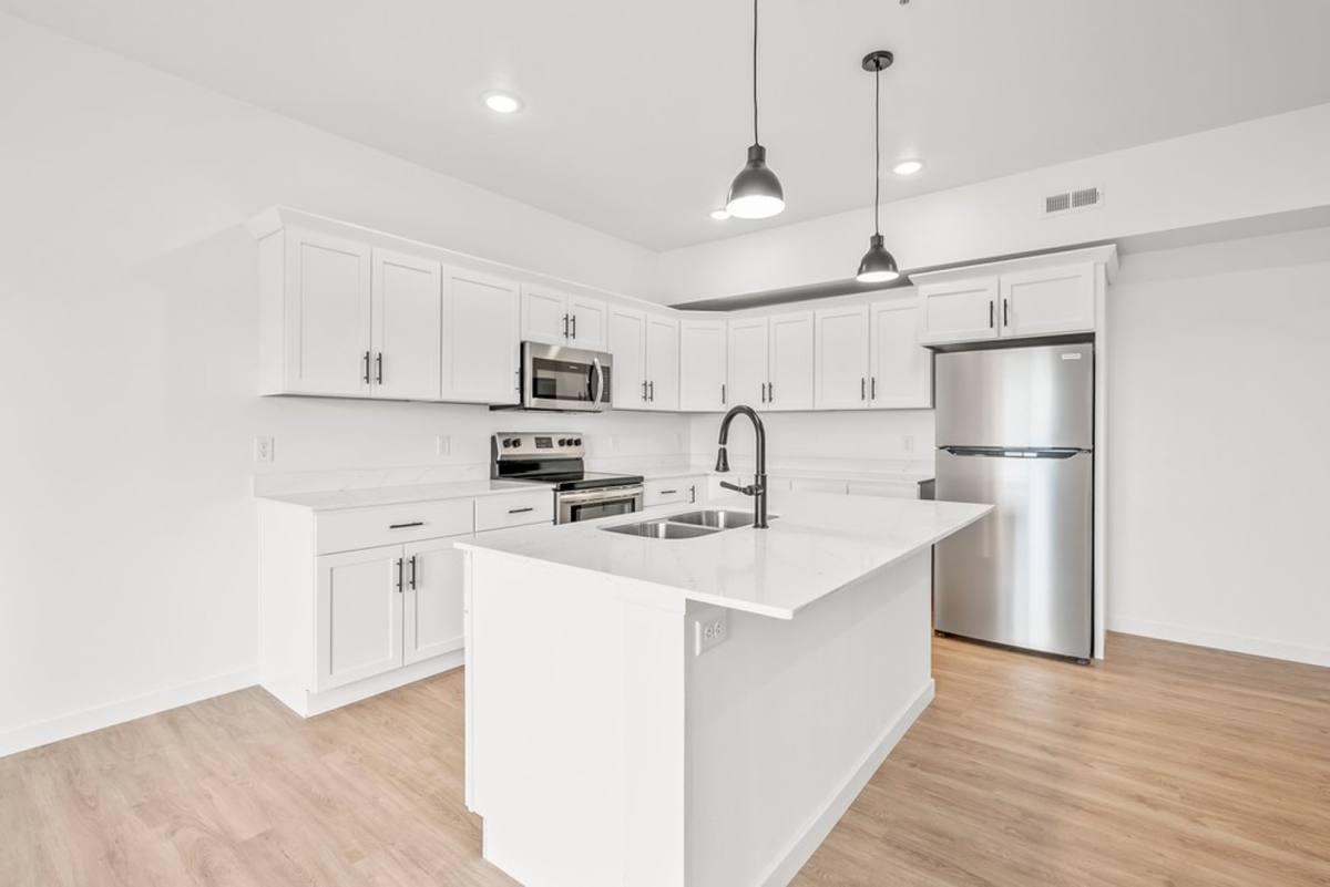 Condo for rent at 895 W 8th St, Garner, IA 50438