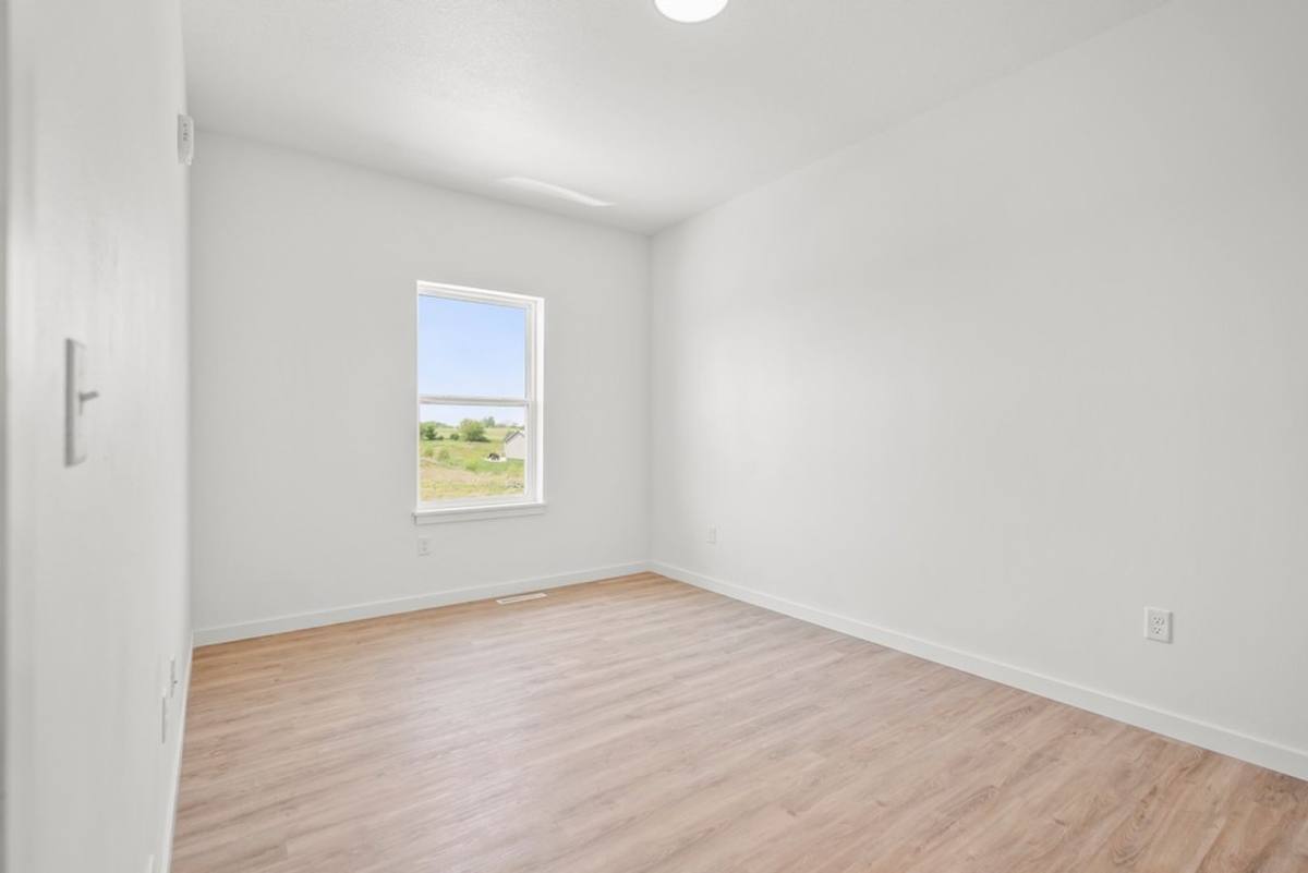 Condo for rent at 895 W 8th St, Garner, IA 50438