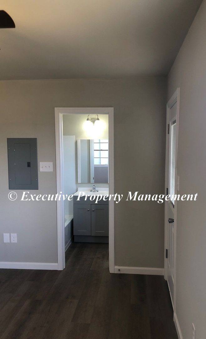 Apartment for rent at 107-109 Gibson St, Copperas Cove, TX 76522