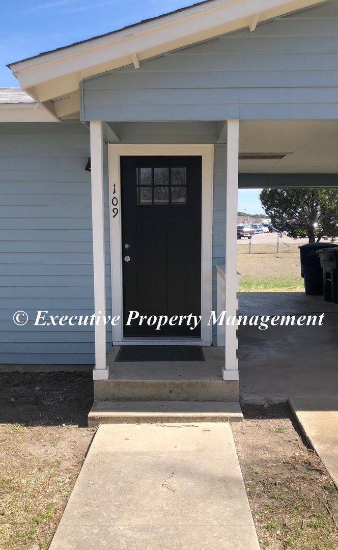 Apartment for rent at 107-109 Gibson St, Copperas Cove, TX 76522