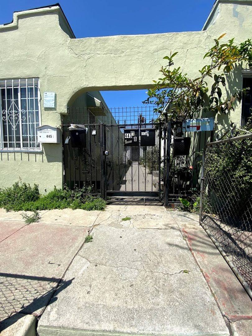 Apartment for rent at 443-445 W Florence Ave, Los Angeles, CA 90003