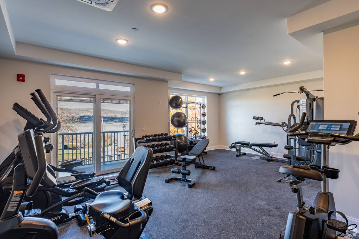 Apartment for rent at 7 Theta Dr, Vernon, NJ 07462