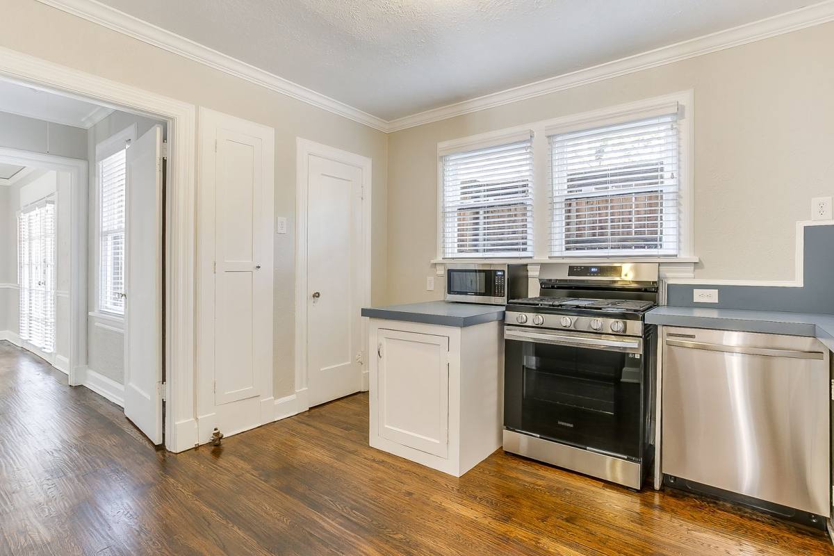 Apartment for rent at 3257 Greene Ave, Fort Worth, TX 76109