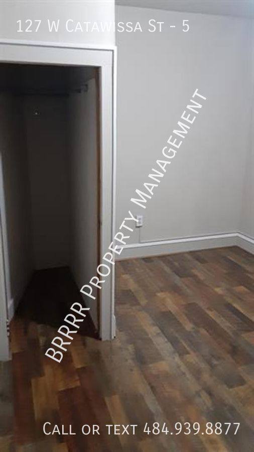 Apartment for rent at 127 W Catawissa St #5, Nesquehoning, PA 18240