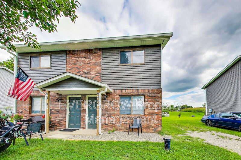 Apartment for rent at 9455 Huggin Hollow Rd, Martinsville, IN 46151