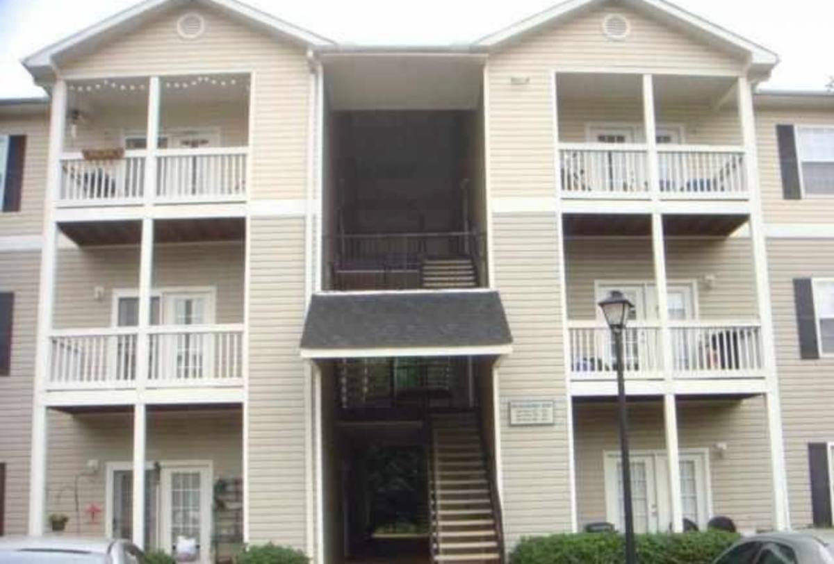 Apartment for rent at 323 McKenna Circle, Greenville, SC 29615