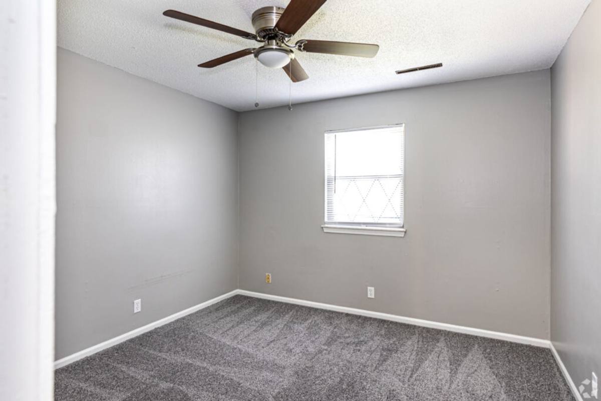 Apartment for rent at 8 N Keene St, Columbia, MO 65201