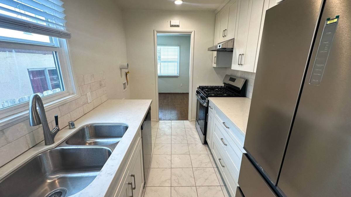 Apartment for rent at 3322 Nile St, San Diego, CA 92104