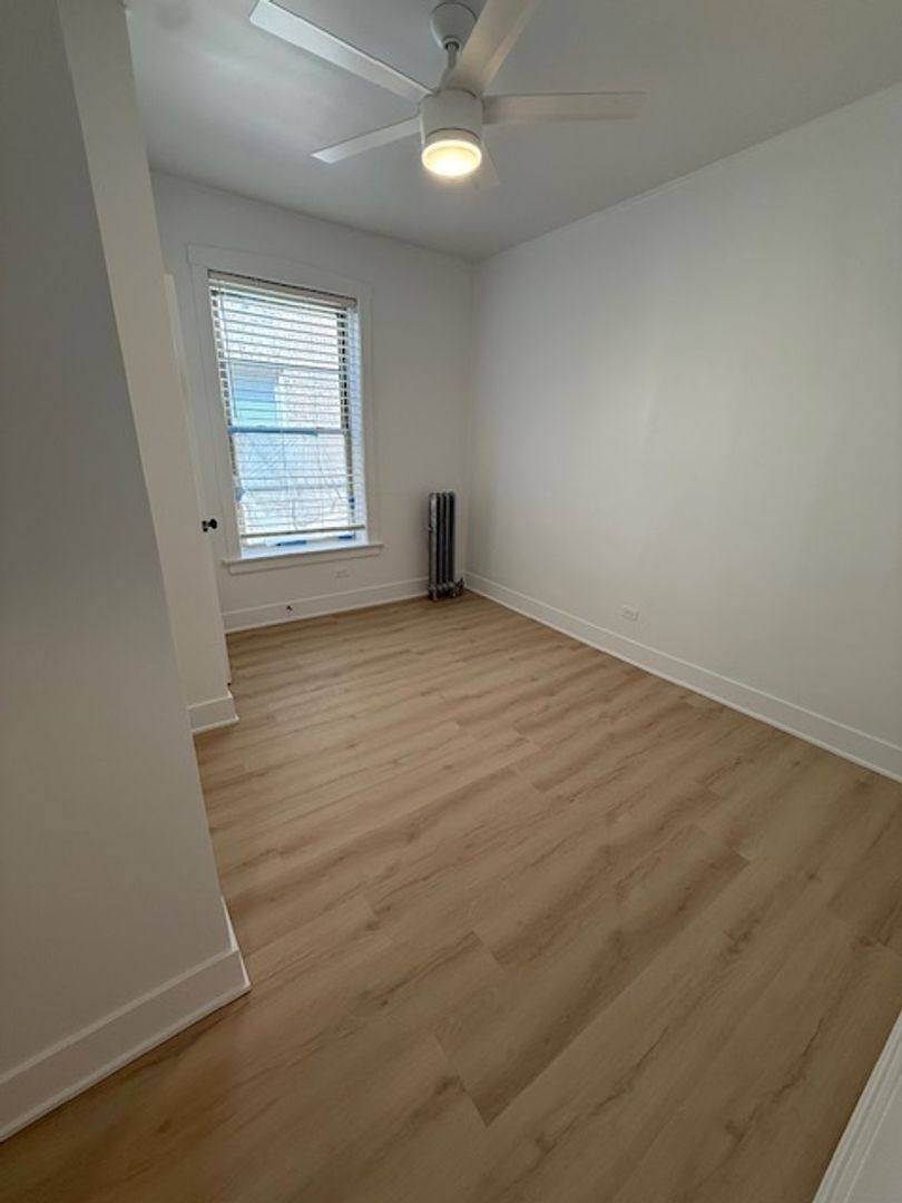 Apartment for rent at 2139 W Lunt Ave, Chicago, IL 60645
