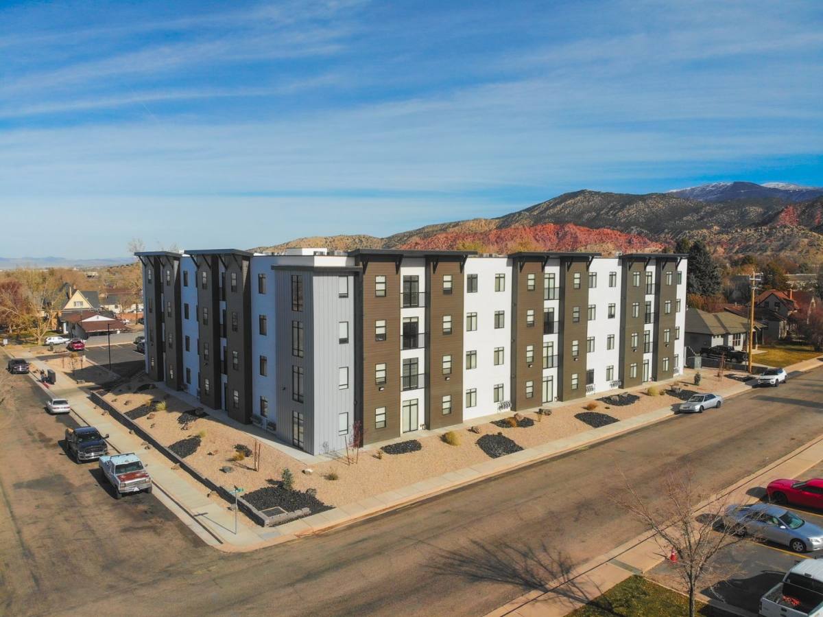 Apartment for rent at 118 N 400 W, Cedar City, UT 84720