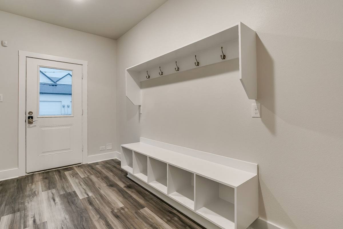 Apartment for rent at 3145 Forest Park Blvd, Fort Worth, TX 76110
