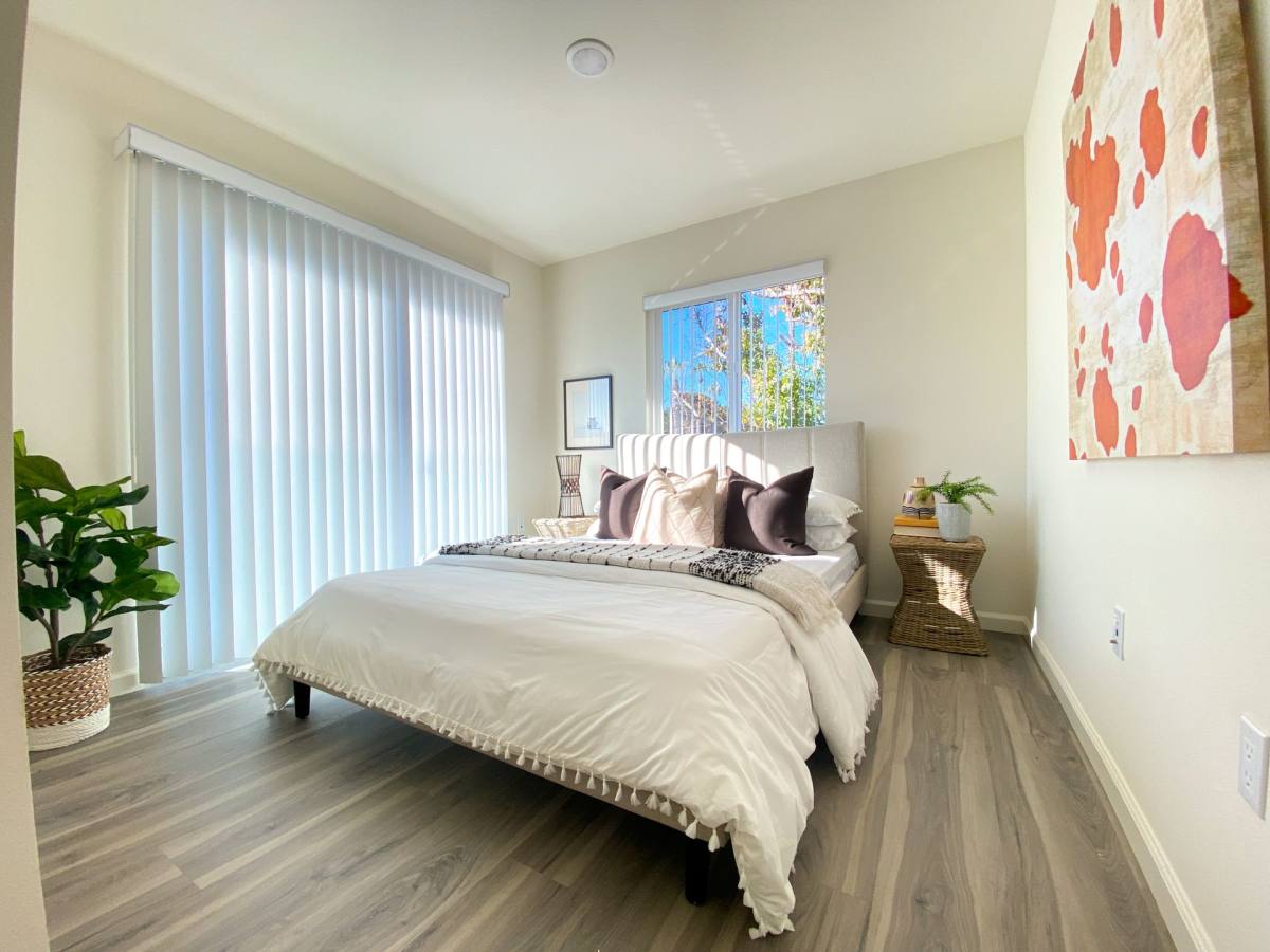 Apartment for rent at 1704 Hornblend, San Diego, CA 92109