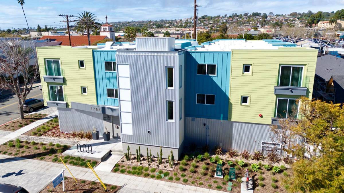 Apartment for rent at 1704 Hornblend, San Diego, CA 92109