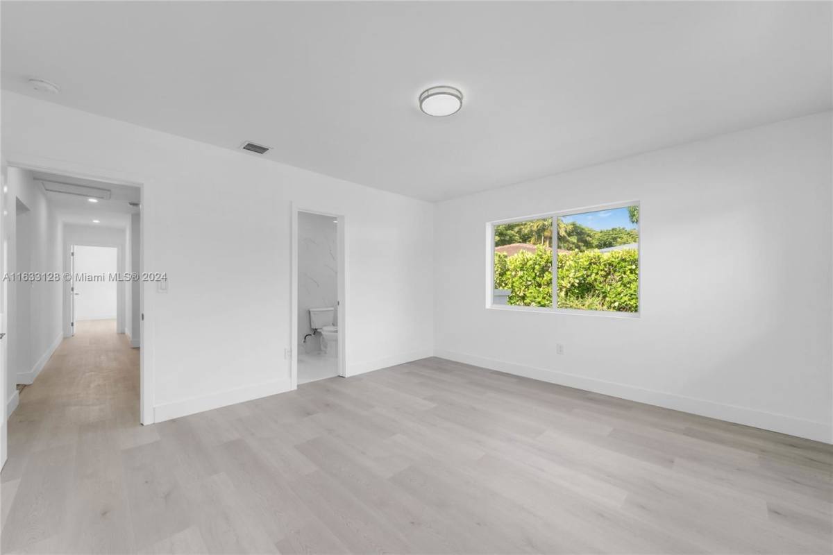 House for rent at 350 Aledo Ave, Miami, FL 33134