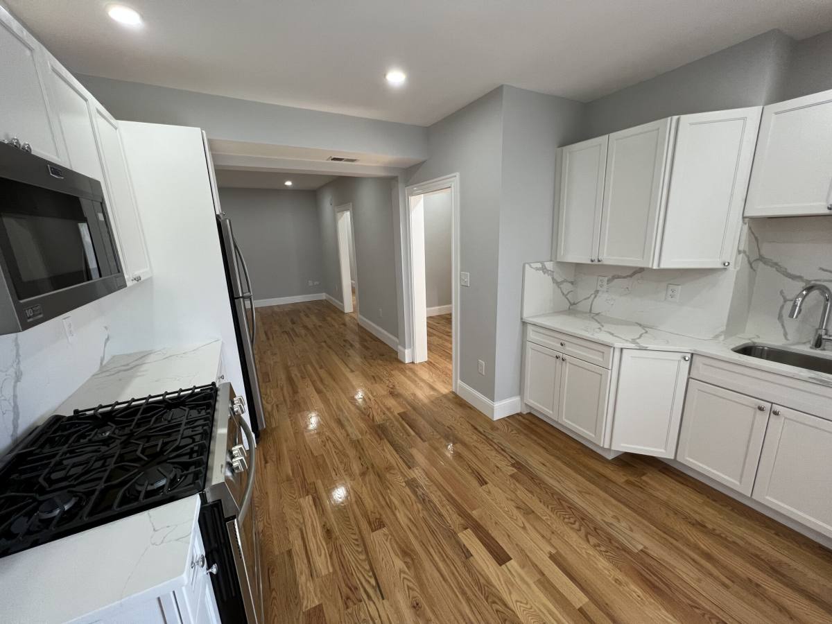 Apartment for rent at 372 Oxford St #O4, Cambridge, MA 02140