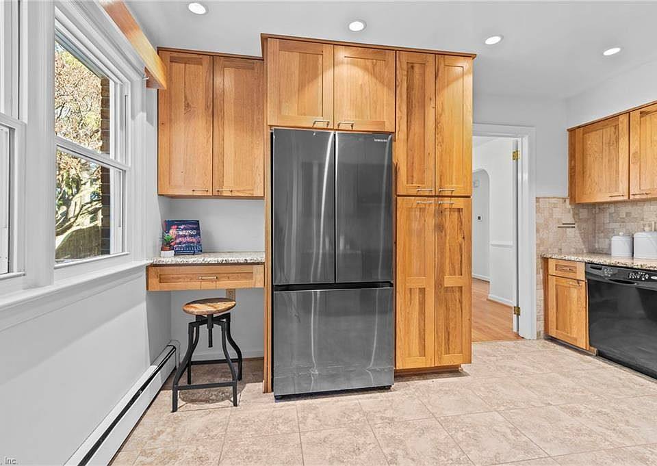 House for rent at 4616 John Alden Rd, Virginia Beach, VA 23455