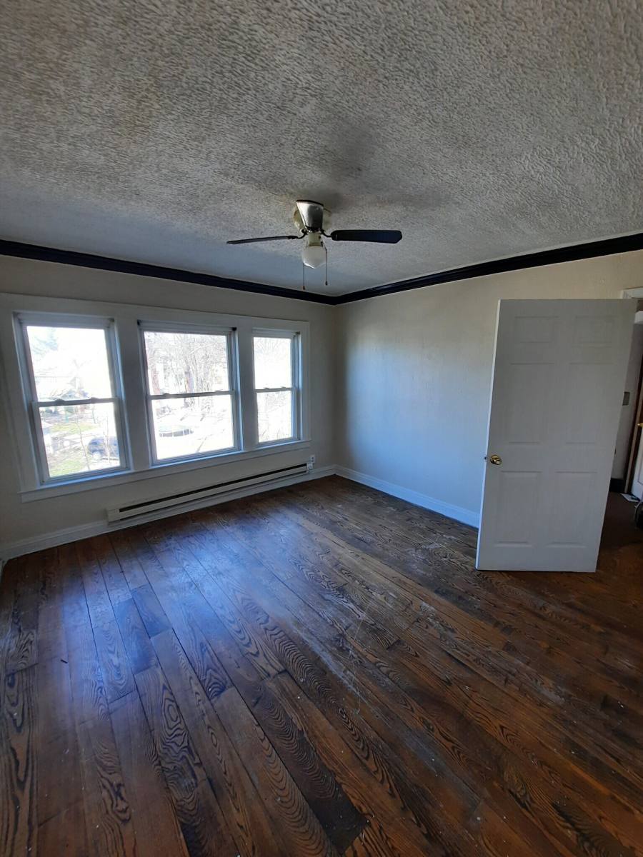 Apartment for rent at 1874 Marloes Ave #33, Cleveland, OH 44112