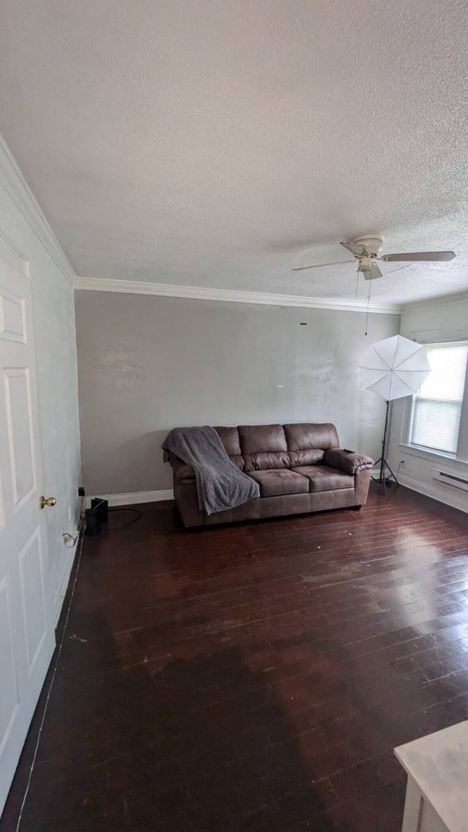 Apartment for rent at 1874 Marloes Ave #33, Cleveland, OH 44112