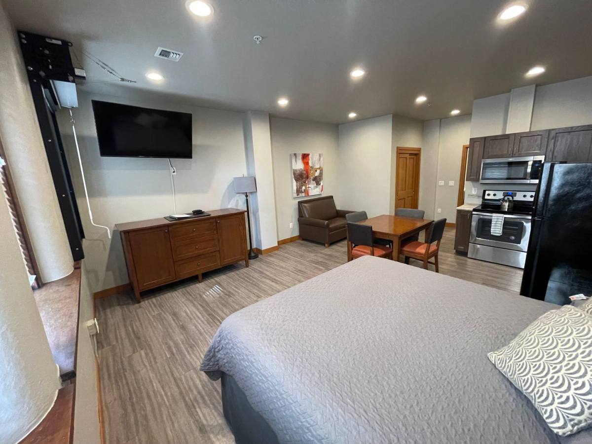 Apartment for rent at 515 E Yakima Ave, Yakima, WA 98901