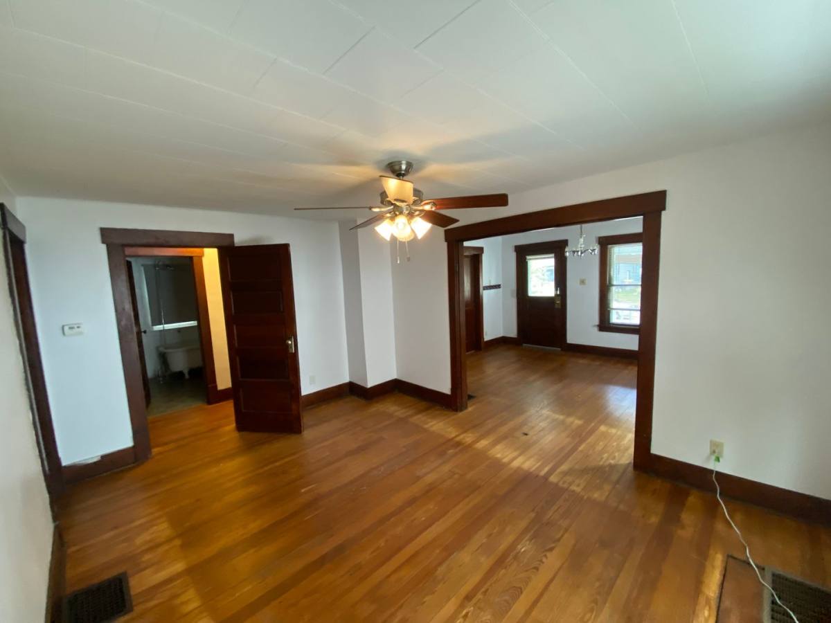 Apartment for rent at 1427 S Washington St, Bloomington, IN 47403