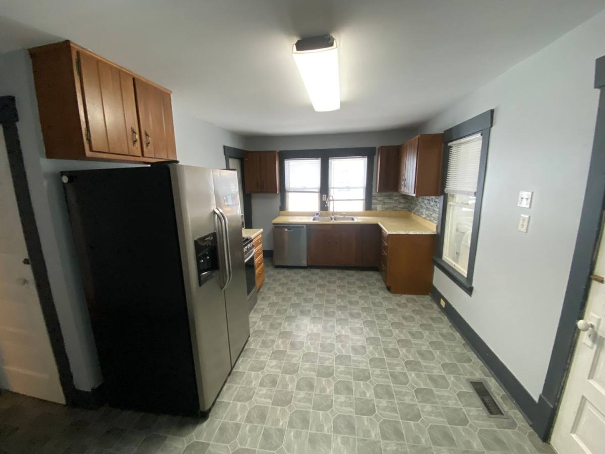 Apartment for rent at 1427 S Washington St, Bloomington, IN 47403