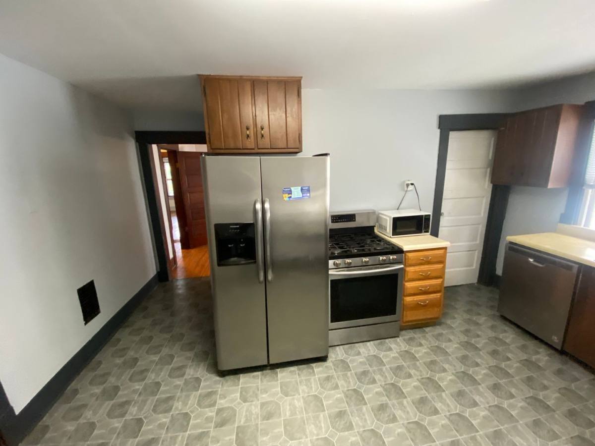Apartment for rent at 1427 S Washington St, Bloomington, IN 47403
