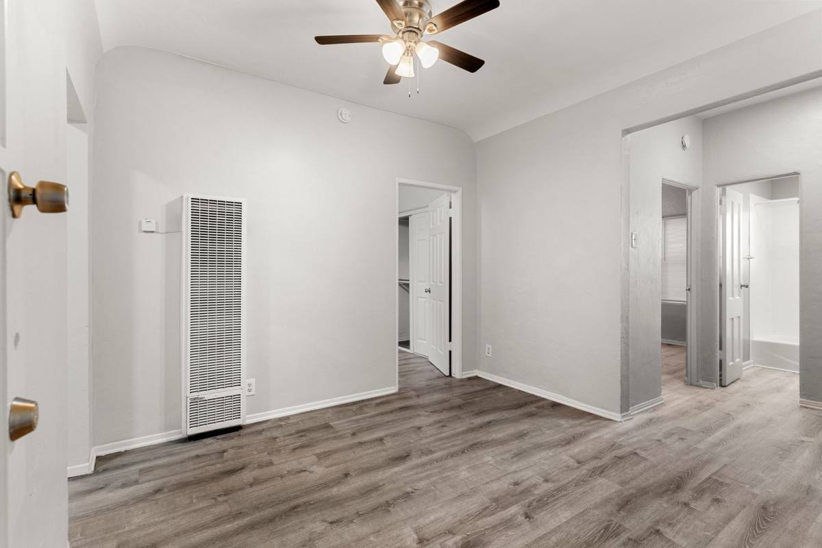 Apartment for rent at 722 Maine Ave, Long Beach, CA 90813