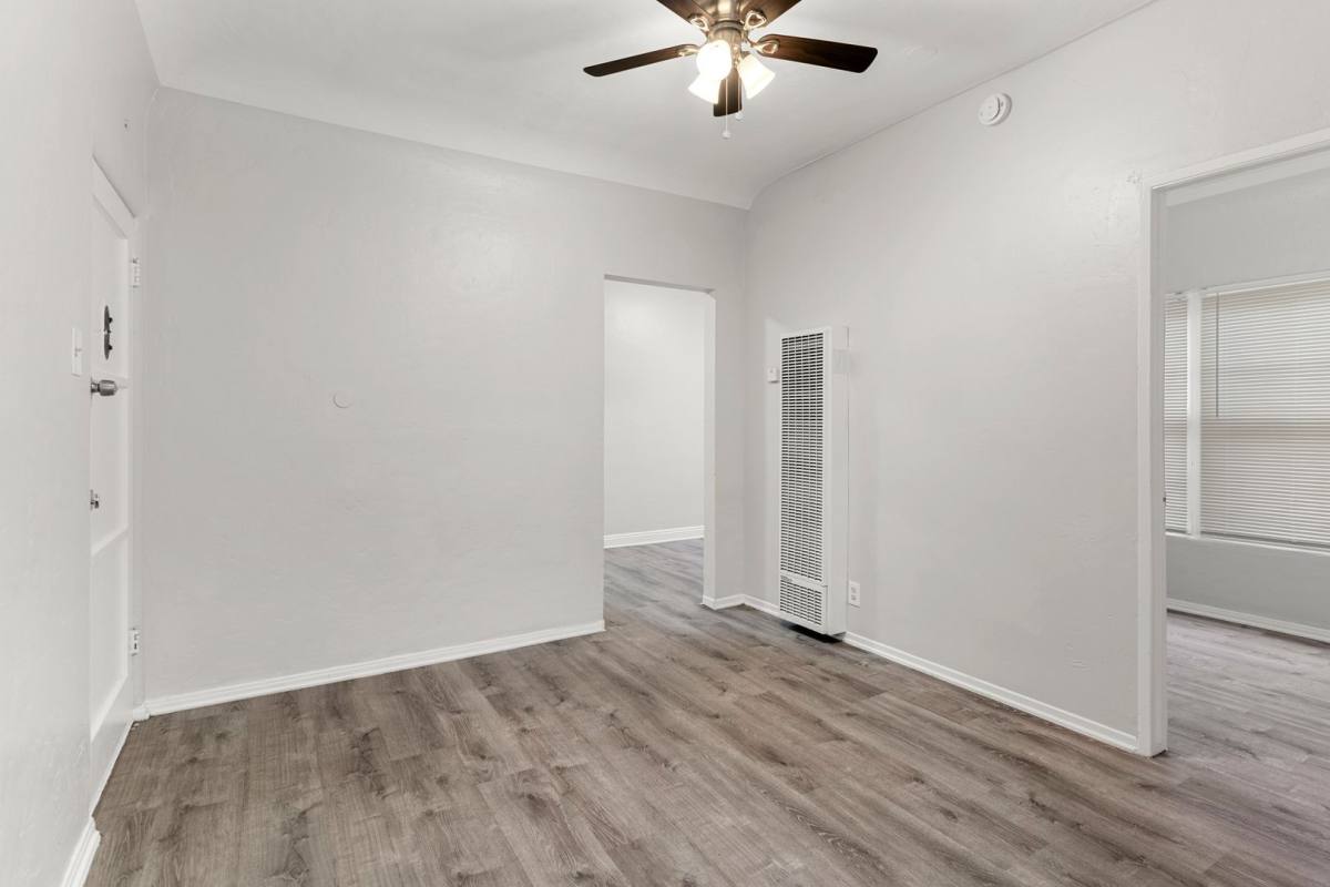 Apartment for rent at 722 Maine Ave, Long Beach, CA 90813