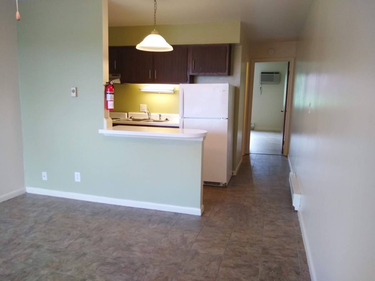 Apartment for rent at 615 W 15th St, Bloomington, IN 47404