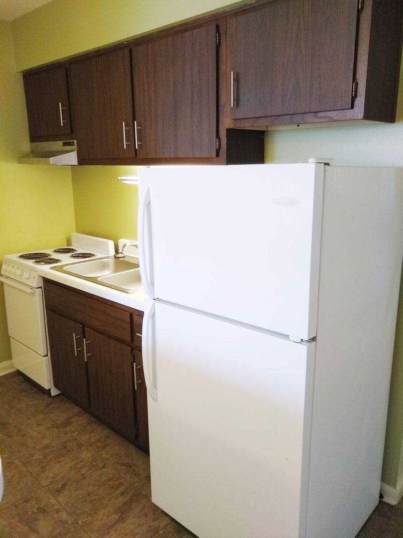 Apartment for rent at 615 W 15th St, Bloomington, IN 47404
