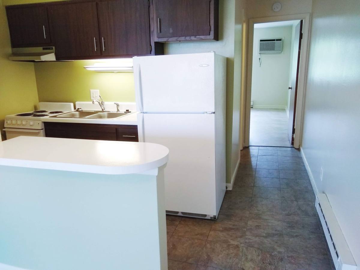 Apartment for rent at 615 W 15th St, Bloomington, IN 47404