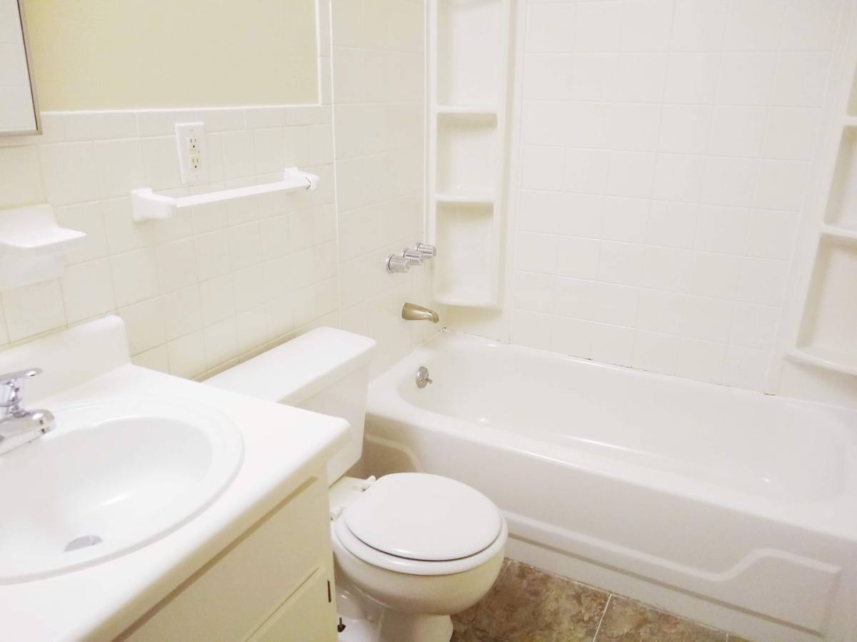 Apartment for rent at 615 W 15th St, Bloomington, IN 47404