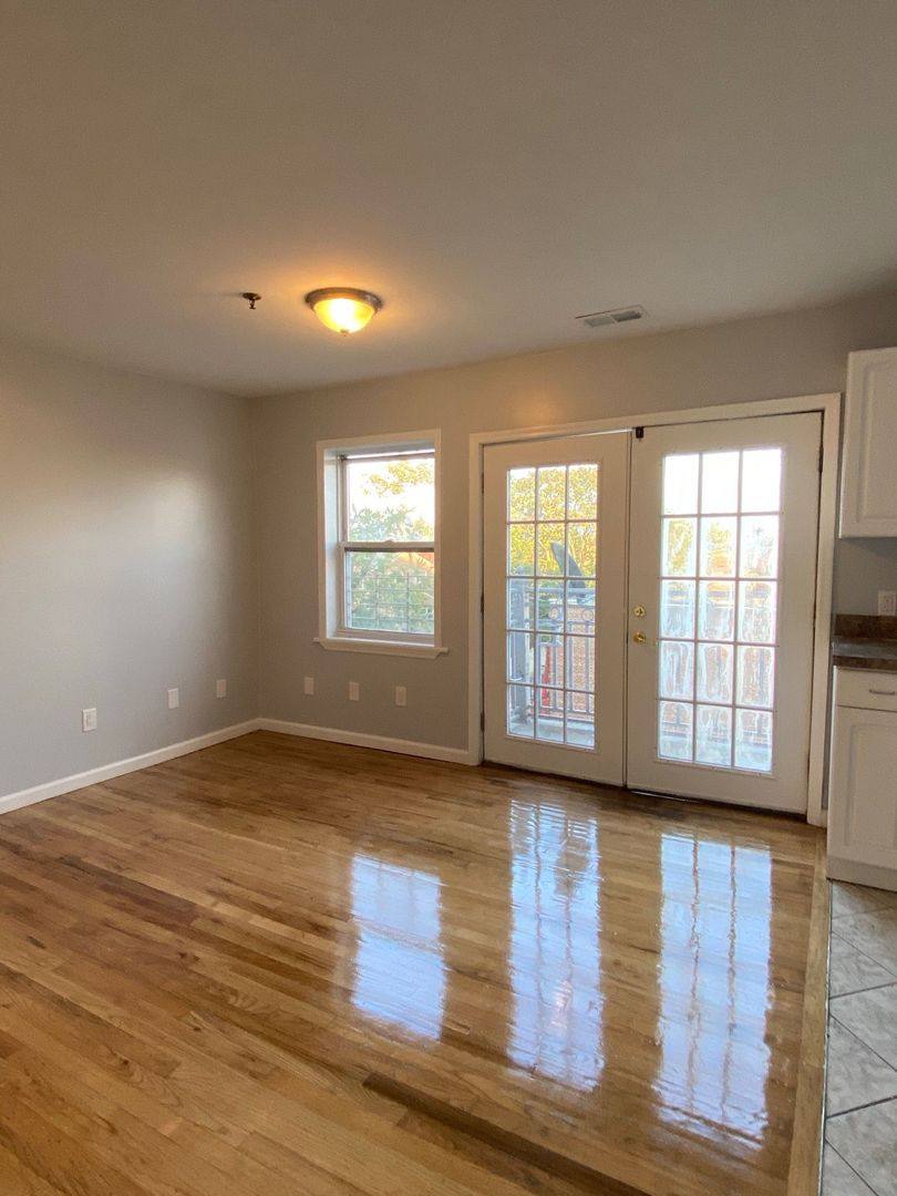 Apartment for rent at 812 New York Ave, Union City, NJ 07087
