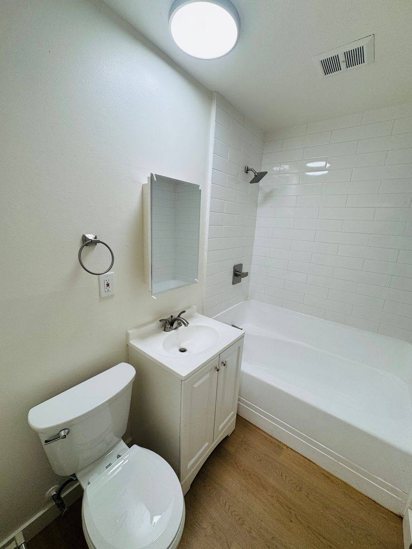 Apartment for rent at 11260 Westminster Ave, Los Angeles, CA 90066