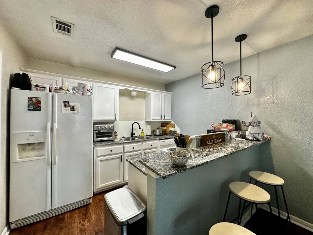 Apartment for rent at 1231 Wood Ave, Waco, TX 76706