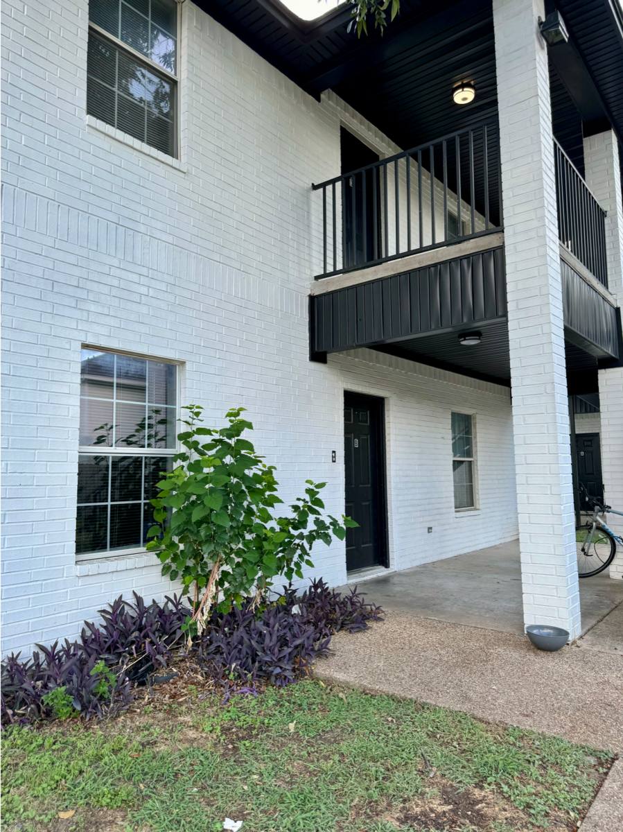 Apartment for rent at 1231 Wood Ave, Waco, TX 76706