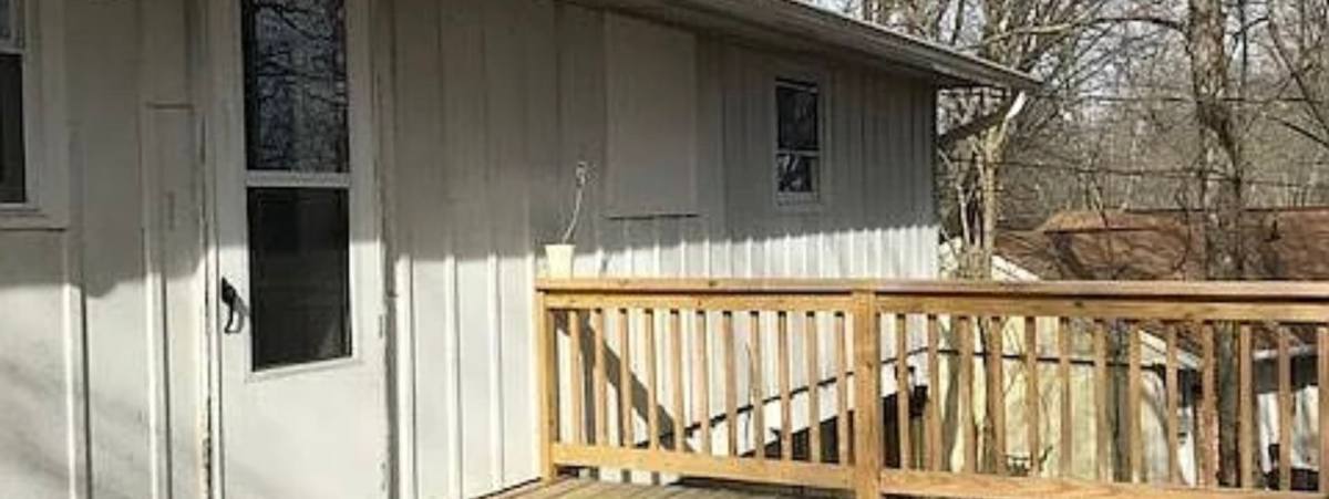 House for rent at 3102 Valleyview Dr, Bloomington, IN 47404