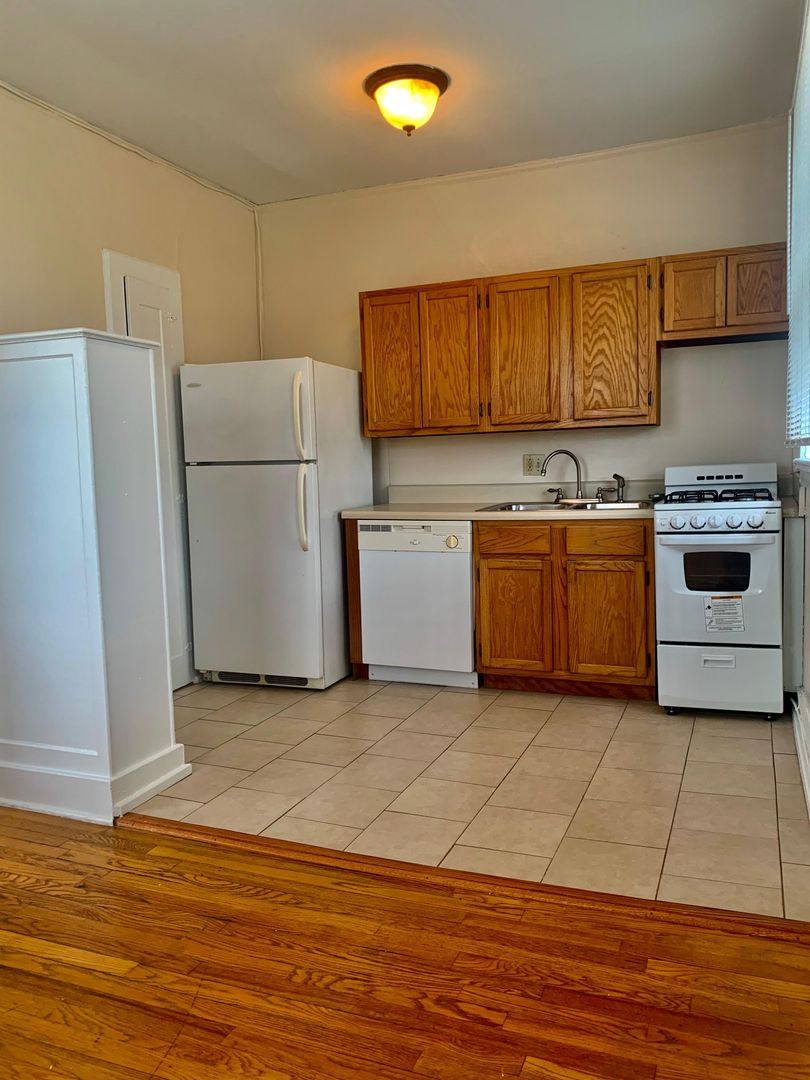 Apartment for rent at 1301 20th St S, Birmingham, AL 35205