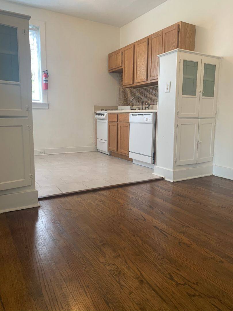 Apartment for rent at 1301 20th St S, Birmingham, AL 35205