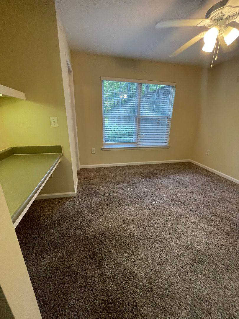 Apartment for rent at 3708 Spruce Ridge Way, Knoxville, TN 37920