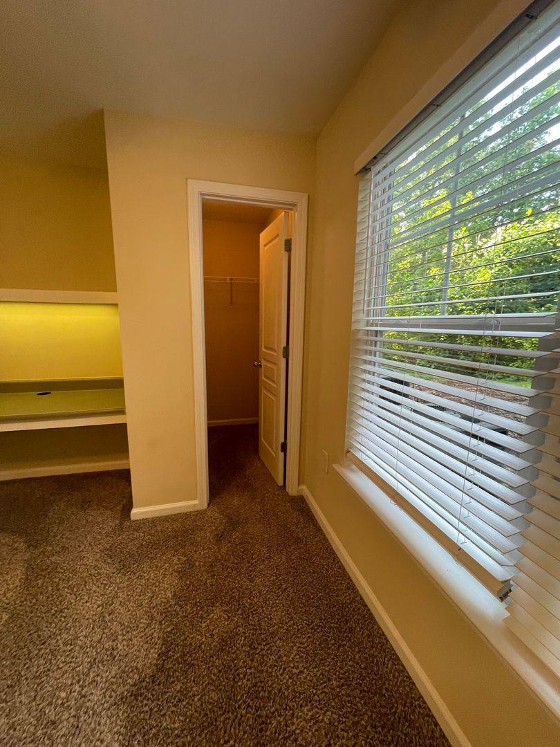 Apartment for rent at 3708 Spruce Ridge Way, Knoxville, TN 37920
