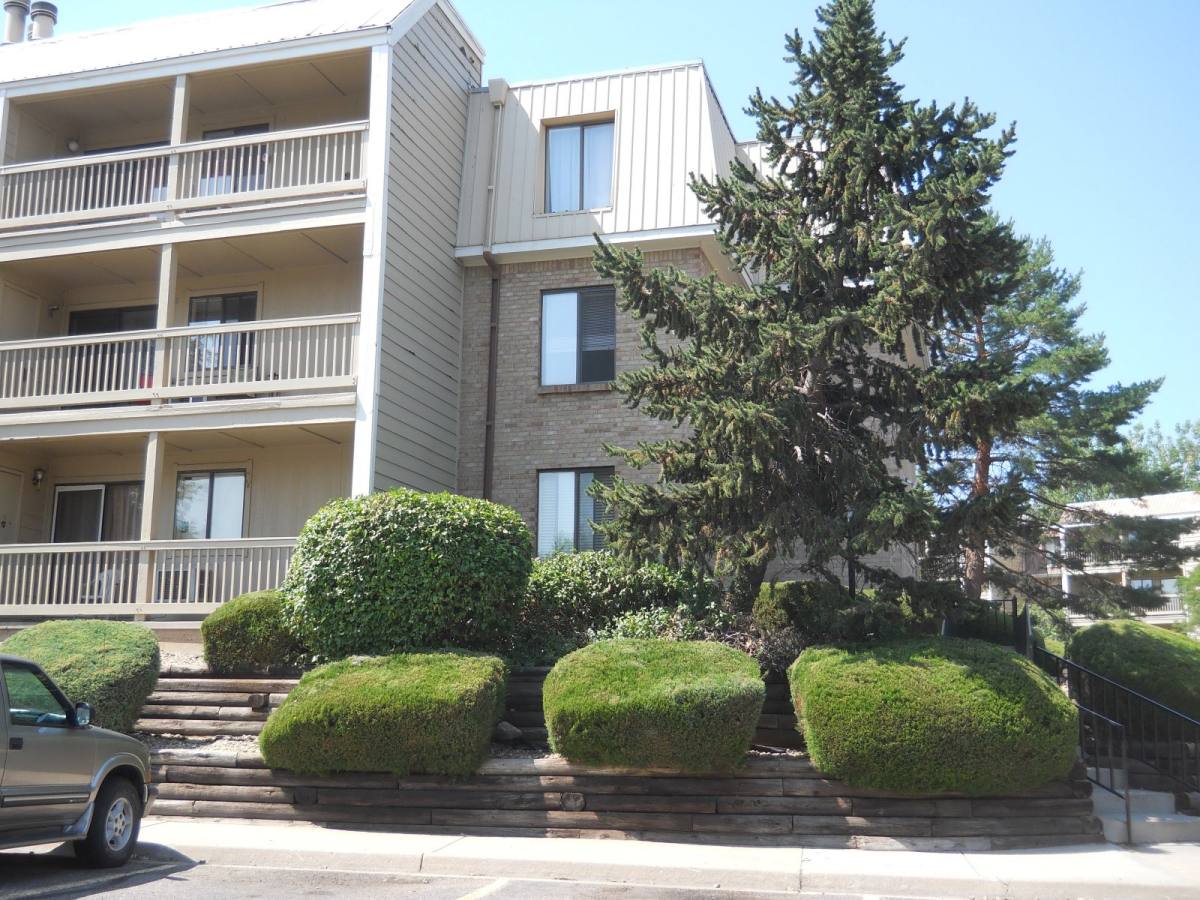 Condo for rent at 14852 E Kentucky Dr #925, Aurora, CO 80012