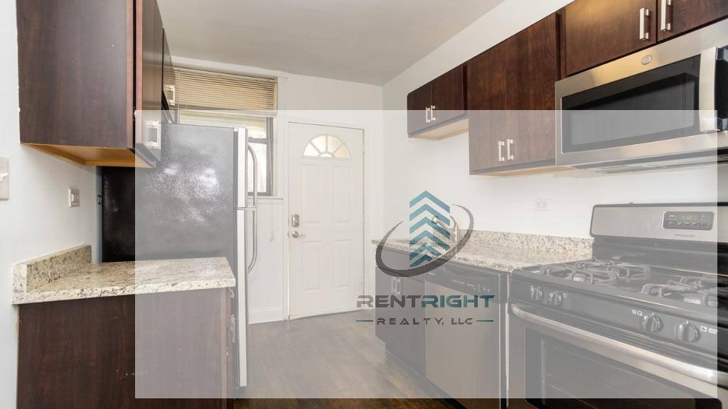 Apartment for rent at 3251 N Damen Ave #2N, Chicago, IL 60618