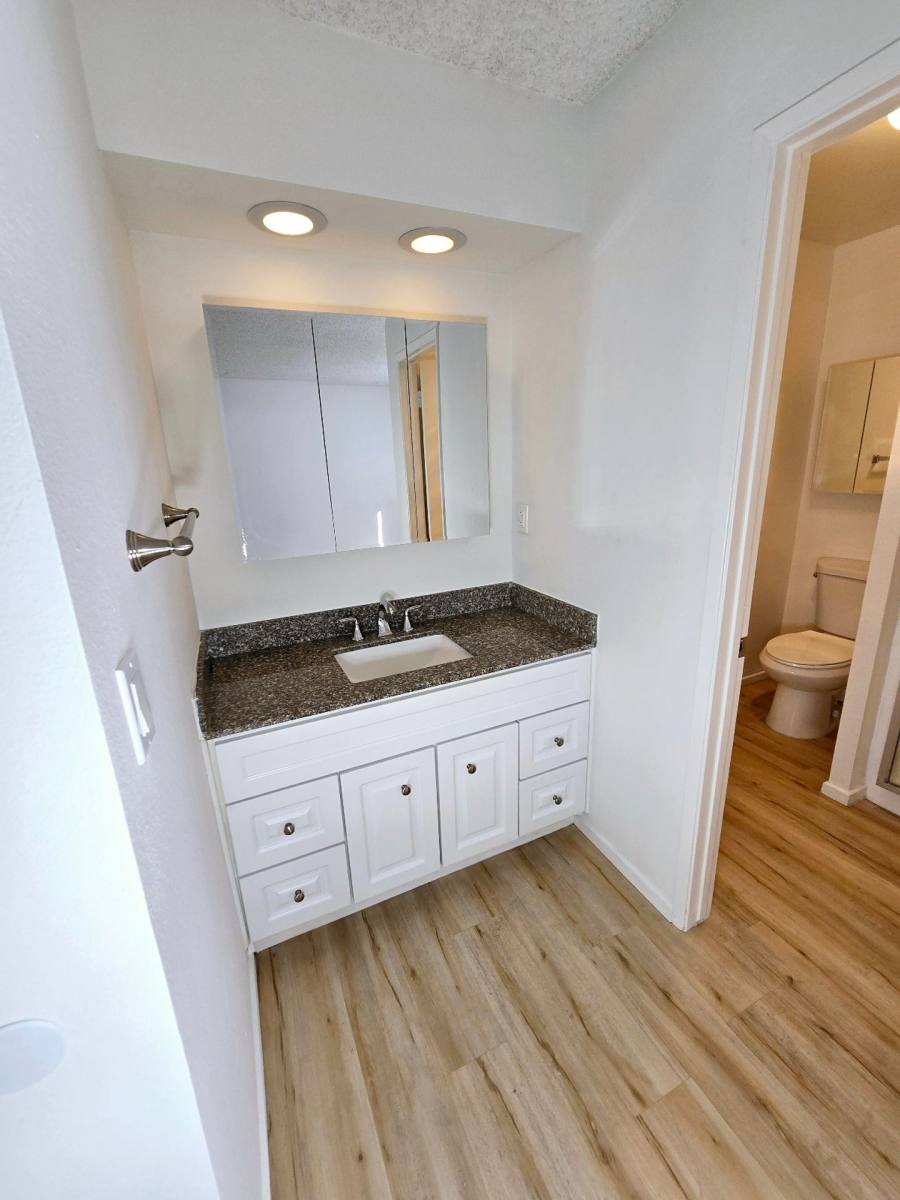 Apartment for rent at 2415 Mohawk St, Pasadena, CA 91107