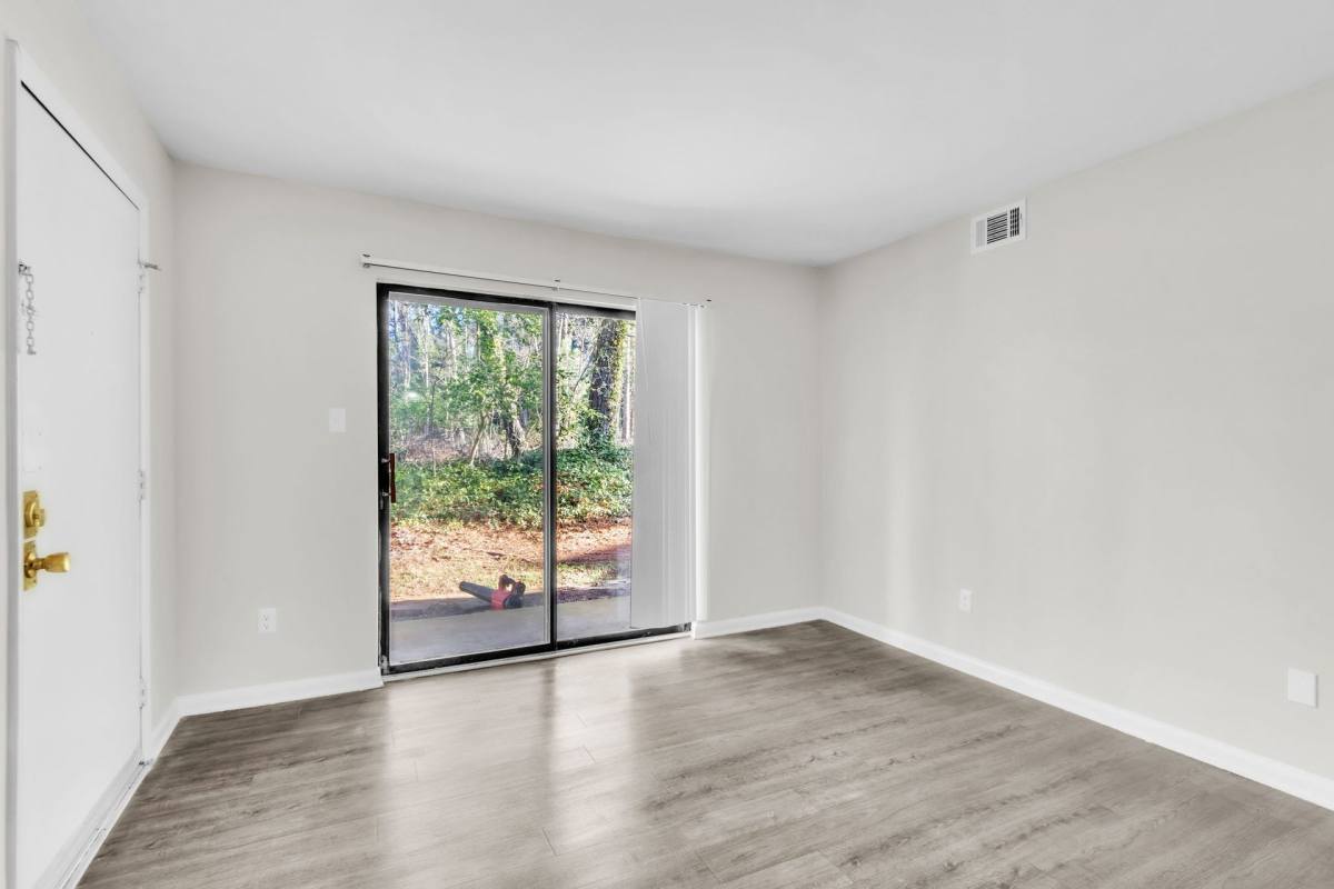 Apartment for rent at 208 N Georgia Ave, Chesnee, SC 29323