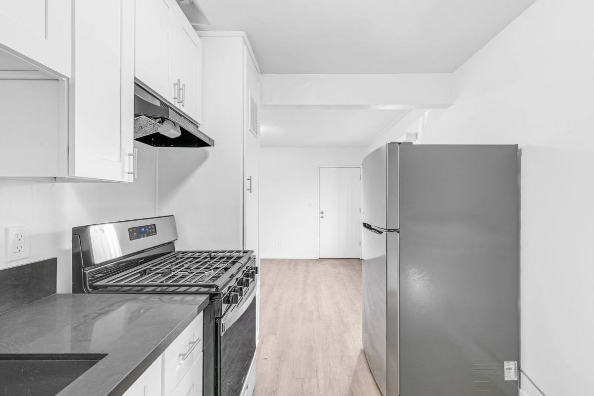 Apartment for rent at 1618 E Vernon Ave, Los Angeles, CA 90011