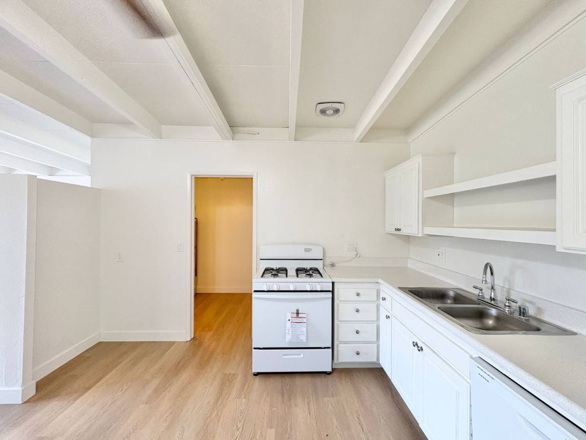 Apartment for rent at 13061 Lampson Ave, Garden Grove, CA 92840