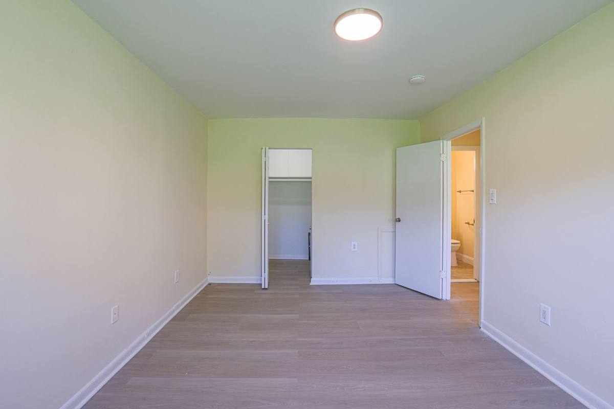 Apartment for rent at 6502 McClean Blvd, Baltimore, MD 21214