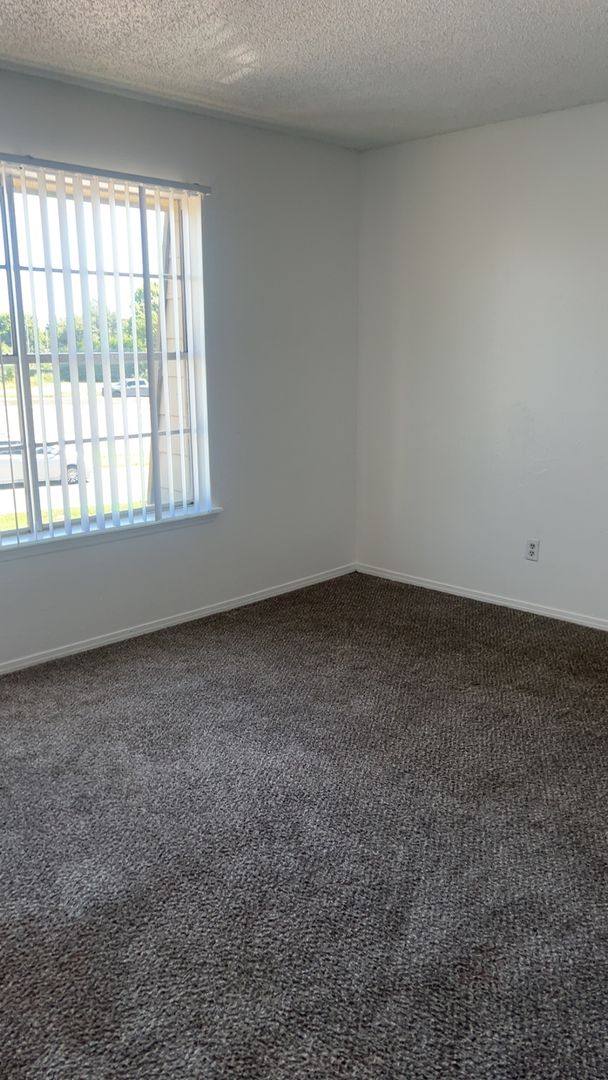 Townhouse for rent at 2600 W I 240 Service Rd, Oklahoma City, OK 73159