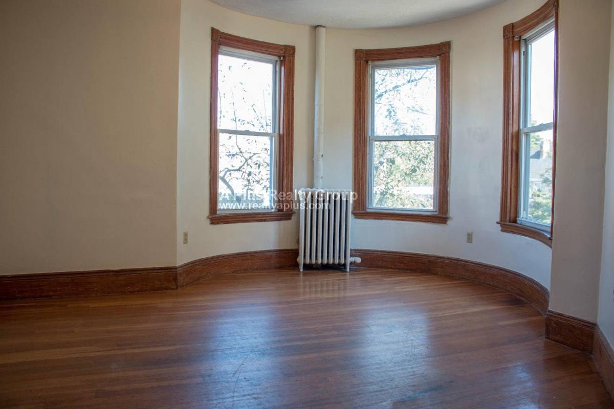 House for rent at 336 Centre St #1, Jamaica Plain, MA 02130